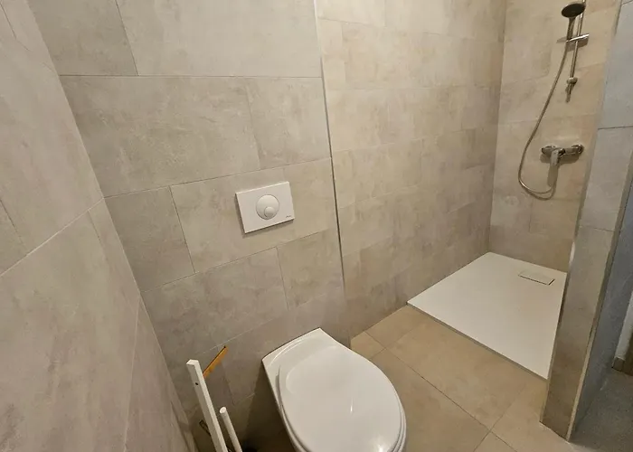 公寓 Moderne A Avec Terrasse Ensoleillee. *